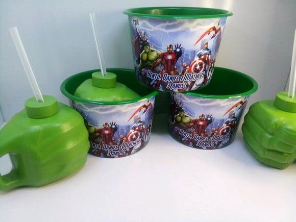 Kit Copo Mão do Hulk 450 ml com Tampa e Canudo + Balde