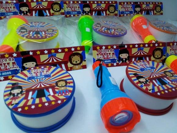 Kit Copo Retratil + Mini Lanterna Circo Vermelho