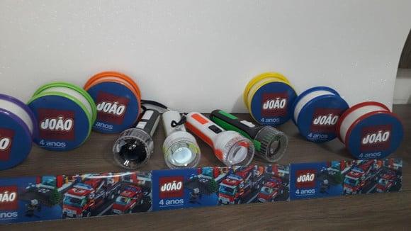 Kit Copo Retratil + Mini Lanterna Lego