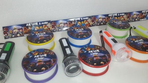 Kit Copo Retratil + Mini Lanterna Roblox