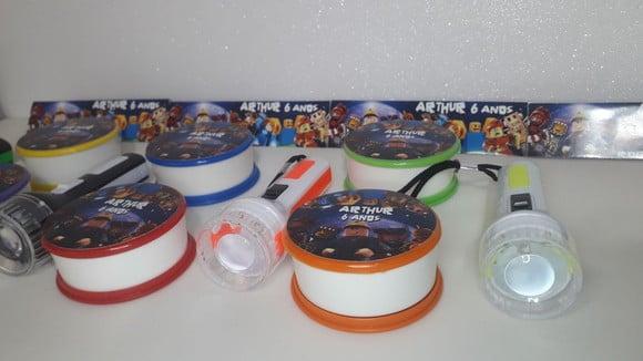 Kit Copo Retratil + Mini Lanterna Roblox