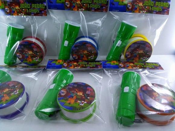 Kit Copo Retratil + Mini Lanterna Tema Minecraft