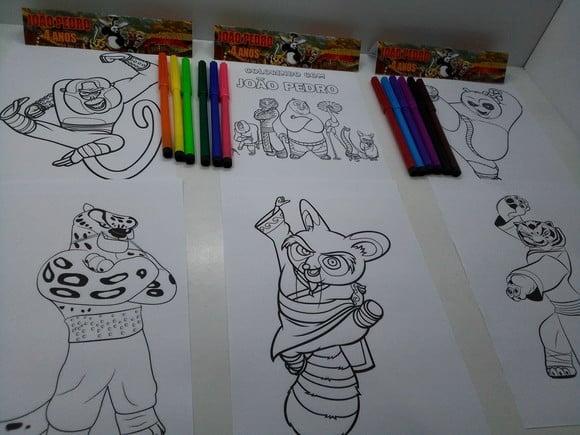 Kit de Desenhos para Colorir com 6 Canetinhas Kung Fu Panda