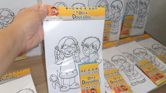 Kit de Desenhos para Colorir com Giz de Brindes para Empresa