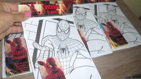 Kit de Desenhos para Colorir com Giz de Cera Homem Aranha