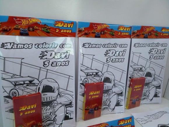Kit de Desenhos para Colorir com Giz de Cera Hot Wheels