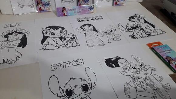 Kit de Desenhos para Colorir com Giz de Cera Lilo e Stitch