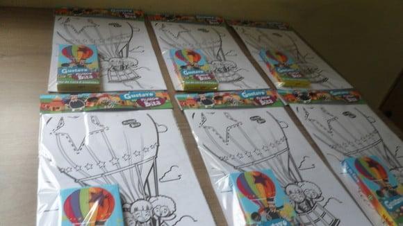 Kit de Desenhos para Colorir com Giz de Cera Mundo Bita