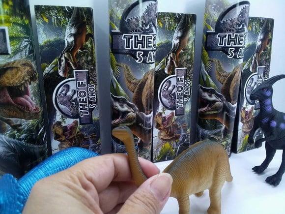 Kit Dinossauro 10cm + Domino + Pega Varetas Tema Dinossauro