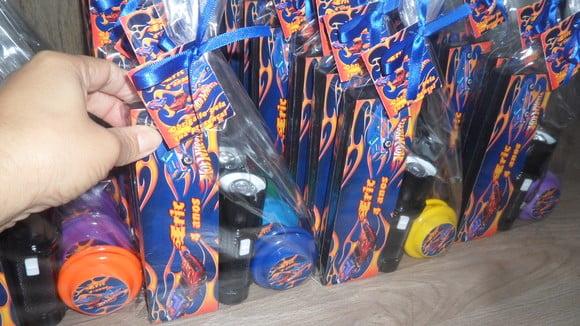 Kit Domino + Ioio + Lanterna Personalizado Tema Hot Wheels