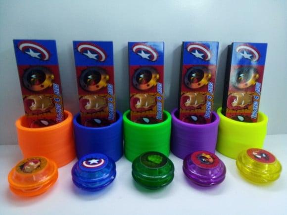 Kit Domino + Ioio + Mola Maluca Tema Super Herois