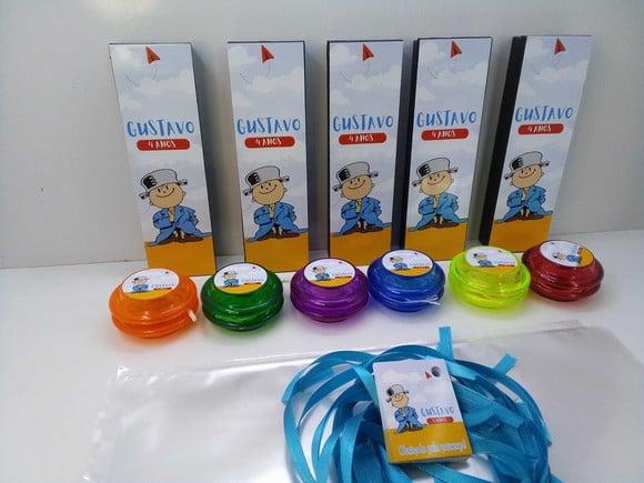 Kit Domino e Ioio Personalizado Tema Menino Maluquinho