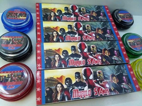 Kit Domino e Ioio Personalizado Tema Vingadores