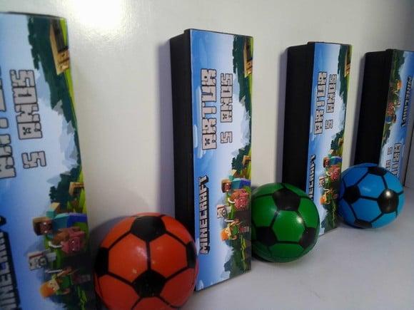 Kit Domino e Mini Bola Macia 6x6cm Tema Minivcraft