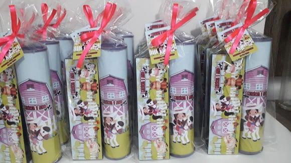 Kit Domino e Pega Varetas Tema Fazendinha Rosa