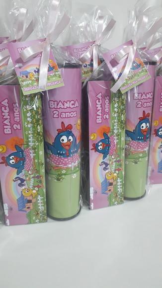 Kit Domino e Pega Varetas Tema Galinha Pintadinha