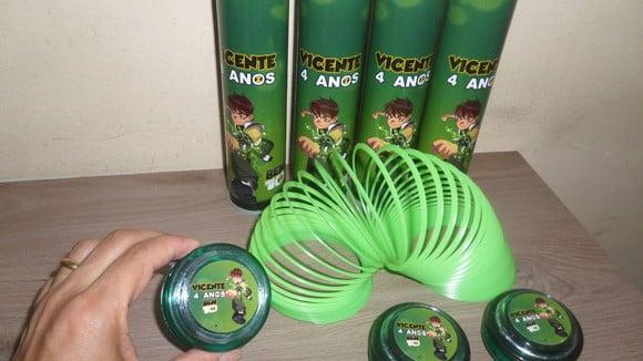 Kit Domino+ioiô+pega Varetas +mola Patrulha Canina