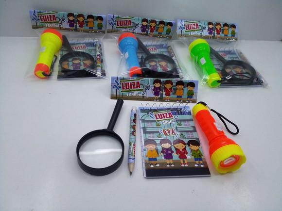 Kit Dpa Bloquinho + Mini Lápis + Lanterna + Lupa