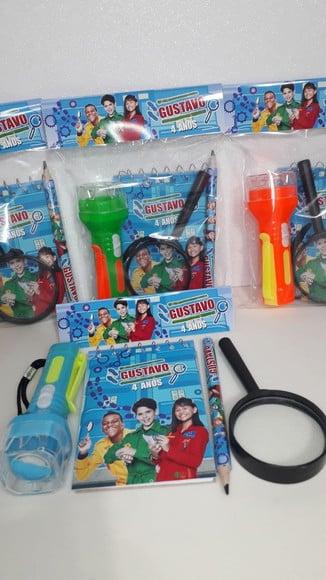 Kit Dpa Bloquinho + Mini Lápis + Lanterna + Lupa