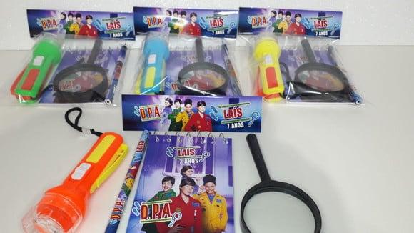 Kit Dpa Bloquinho + Mini Lápis + Lanterna + Lupa