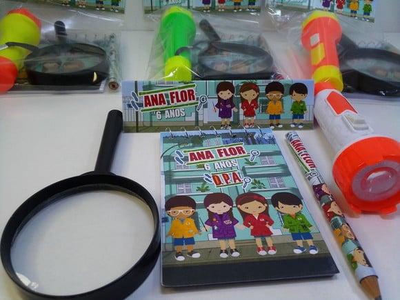 Kit Dpa Bloquinho+mini Lápis+lanterna+lupa