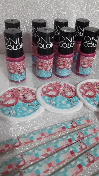Kit Esmalte + Lixa + Algodão Redobdo Tema Flamingo