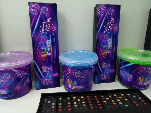 Kit Geleca Tipo Slime + Dominó Tema Neon