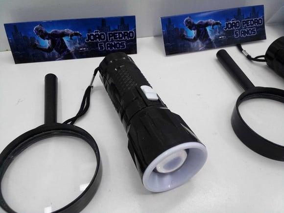 Kit Lanterna e Lupa Tema Pantera Negra