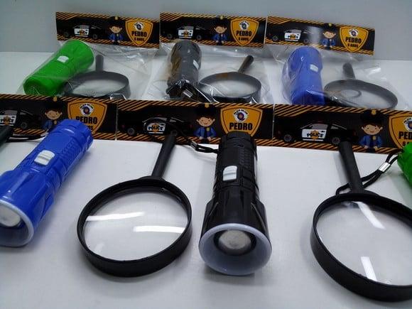 Kit Lanterna e Lupa Tema Policia Militar