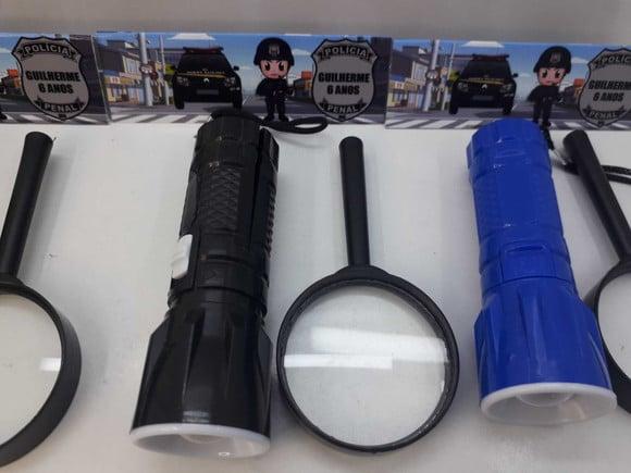 Kit Lanterna e Lupa Tema Policial