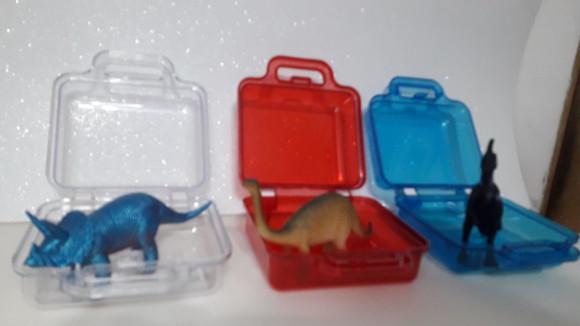 Kit Maletinha + Dinossauros de Borracha Sortidos