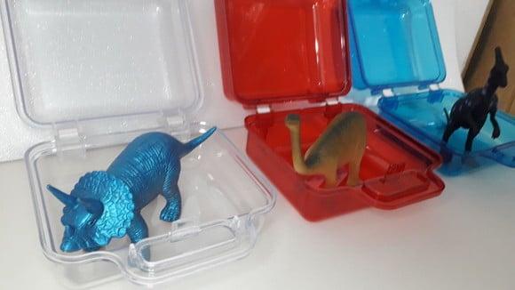 Kit Maletinha + Dinossauros de Borracha Sortidos