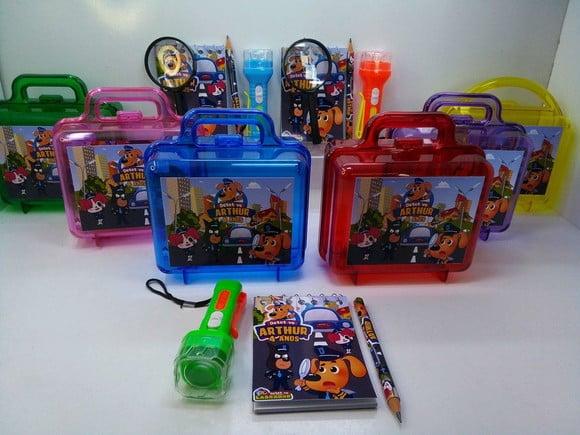 Kit Maletinha + Lupa + Lanterna +bloquinho e Mini Lapis
