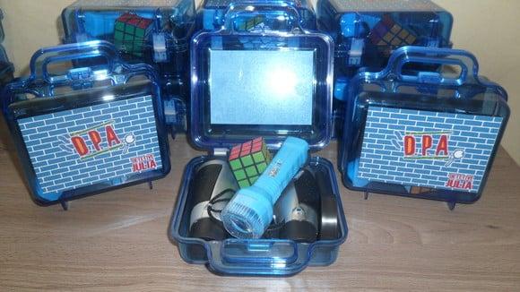 Kit Maletinha + Mini Cubo + Binóculo + Lanterna Detetive