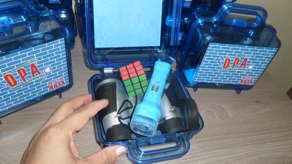 Kit Maletinha + Mini Cubo + Binóculo + Lanterna Detetive