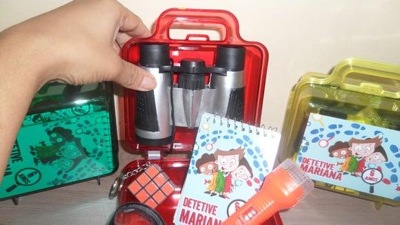 Kit Maletinha+binoculo+lanterna+lupa+bloco+mini Lápis+cubo
