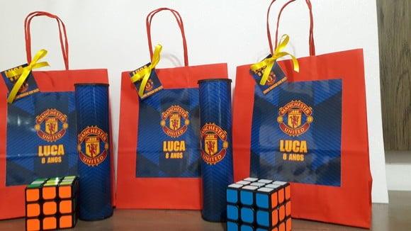 Kit Sacolinha + Cubo Magico + Pega Varetas Manchester