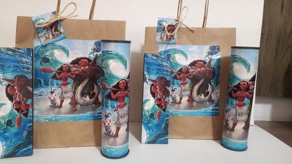 Kit Sacolinha + Domino + Pega Varetas Tema Moana