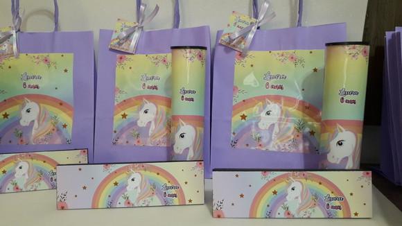 Kit Sacolinha + Domino + Pega Varetas Unicornio