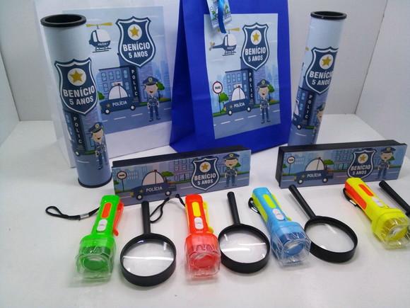 Kit Sacolinha+domino+pega Varetas+lanterna+lupa Policial