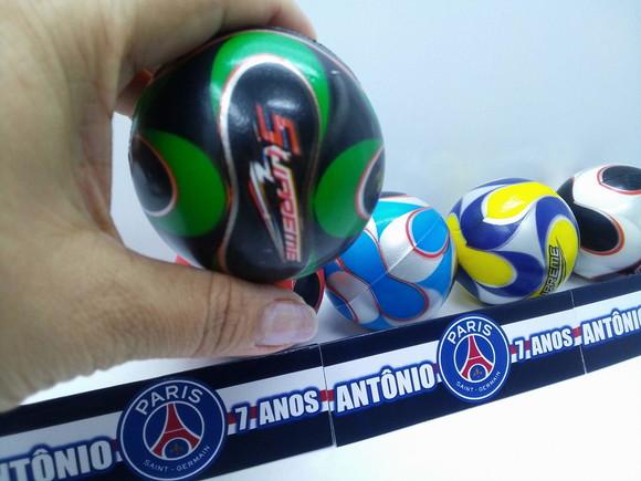 Mini Bola Macia Tamanho 6x6cm Tema Futebol Psg