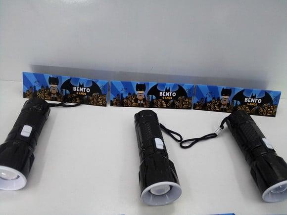 Mini Lanterna de Plástico Sortidas Lapela Tema Batman