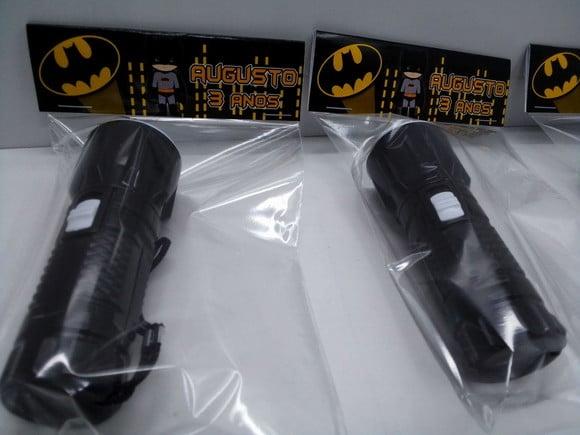 Mini Lanterna de Plástico Sortidas Lapela Tema Batman