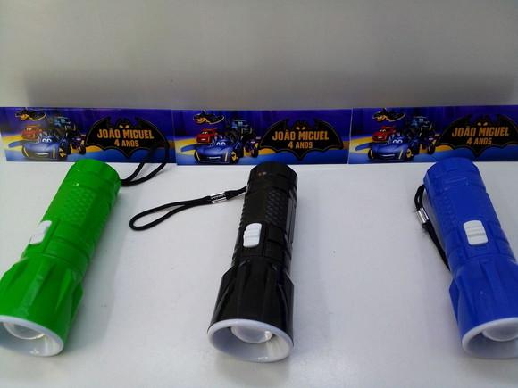 Mini Lanterna de Plástico Sortidas Lapela Tema Batwheels