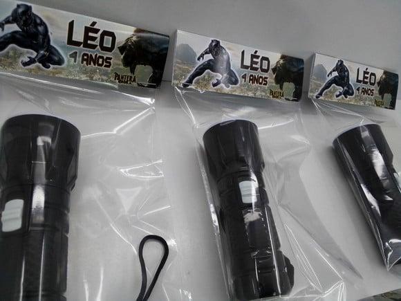 Mini Lanterna de Plástico Sortidas Lapela Tema Pantera Negra