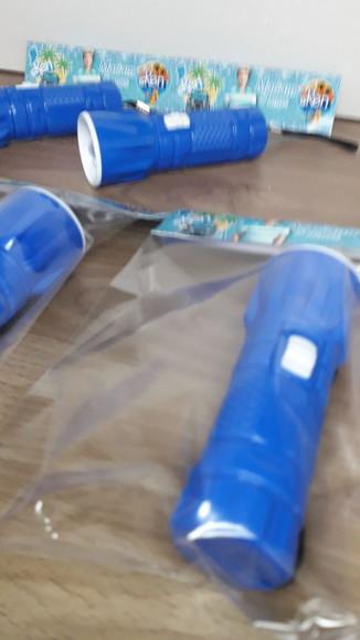 Mini Lanterna de Plástico Sortidas Lapela Tema Ken