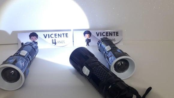 Mini Lanterna de Plástico Sortidas Lapela Tema Pantera Negra