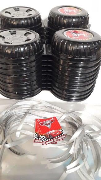 Pote em Formato de Roda Capacidade: 340 ml Tema Carros