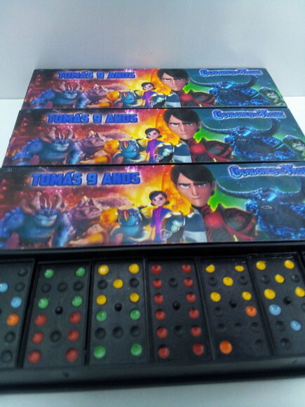 Lembrancinha Caçador de Trols Domino Personalizado