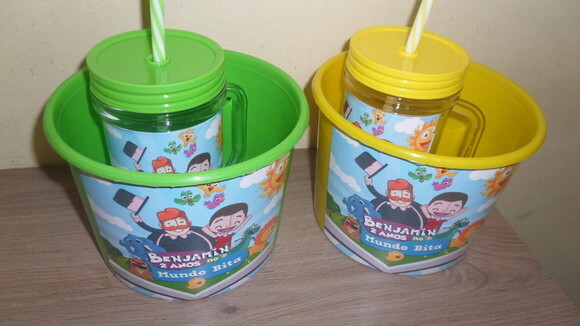 Lembrancinha Mundo Bita Kit Balde de Pipoca 1,5l+ Caneca Tampa e 